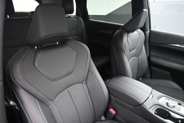 2027 INFINITI QX60 PURE