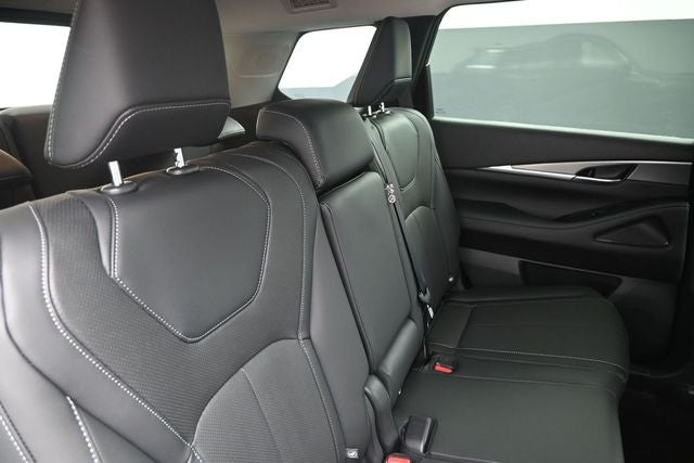 2027 INFINITI QX60 PURE