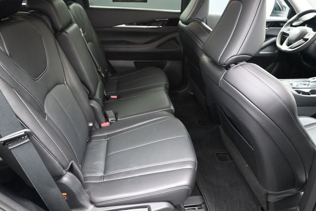 2025 INFINITI QX60 PURE