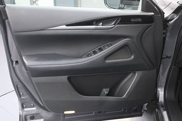 2025 INFINITI QX60 PURE