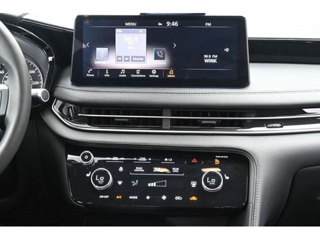 2025 INFINITI QX60 PURE