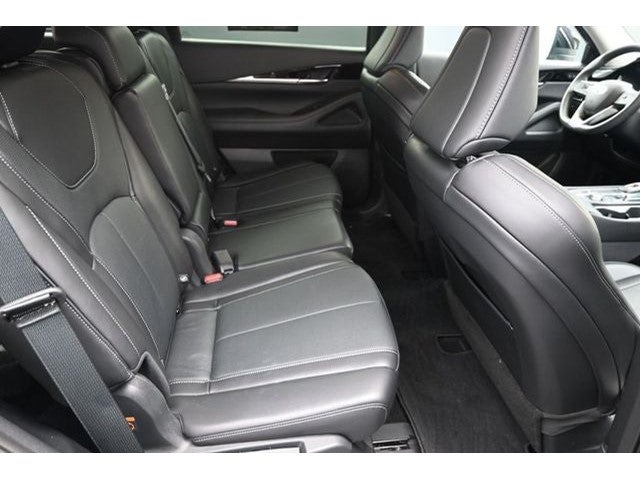 2025 INFINITI QX60 PURE