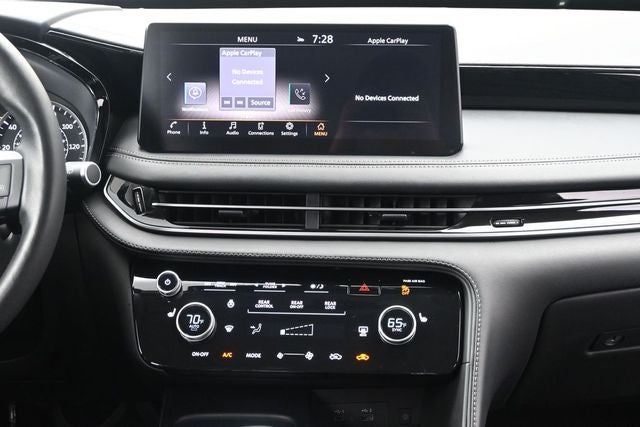 2025 INFINITI QX60 PURE