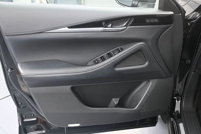 2025 INFINITI QX60 PURE