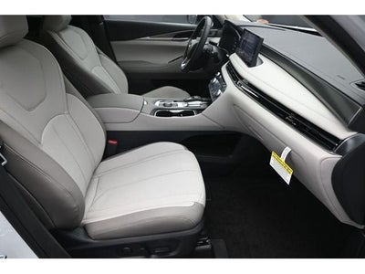 2027 INFINITI QX60 LUXE