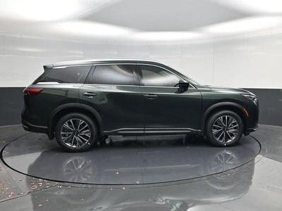 2027 INFINITI QX60 LUXE