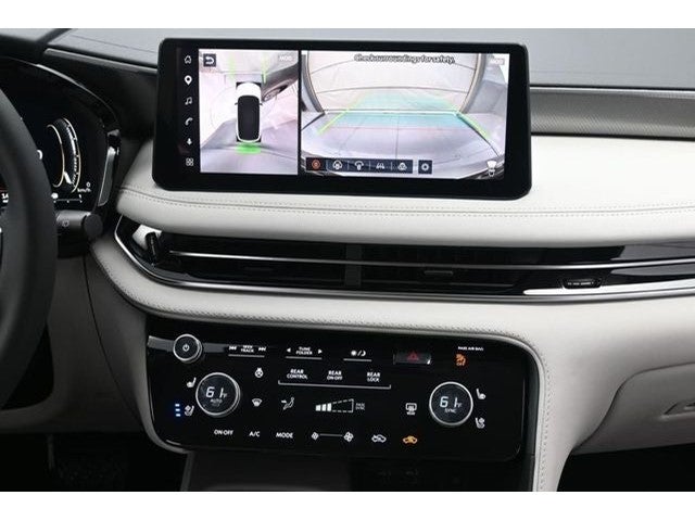2027 INFINITI QX60 LUXE