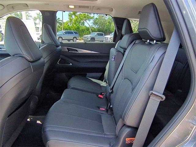 2026 INFINITI QX60 LUXE