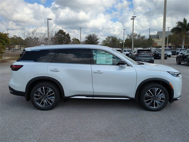 2026 INFINITI QX60 LUXE