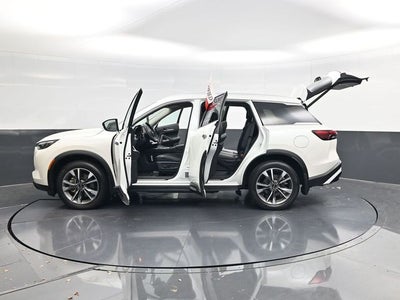 2025 INFINITI QX60 LUXE