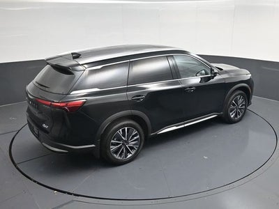 2026 INFINITI QX60 LUXE