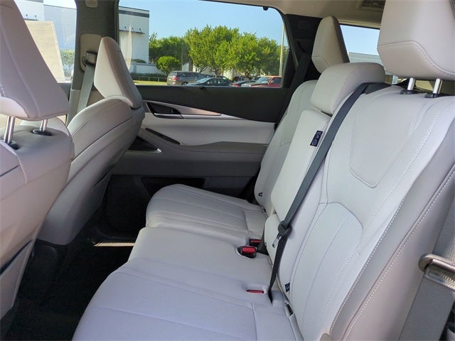 2026 INFINITI QX60 LUXE