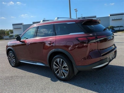 2026 INFINITI QX60 LUXE