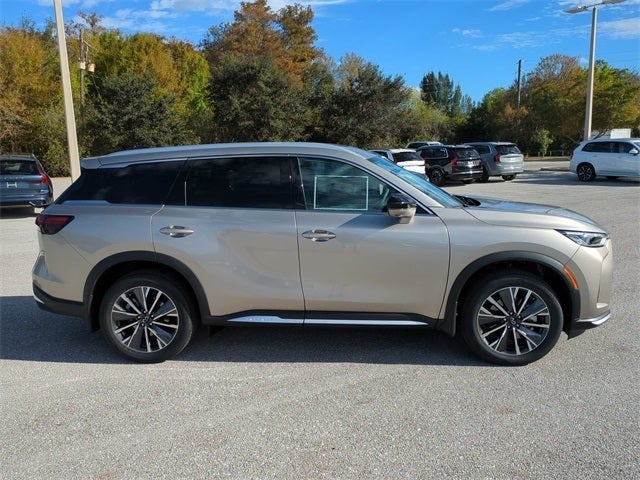 2026 INFINITI QX60 LUXE