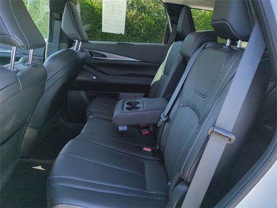 2025 INFINITI QX60 LUXE