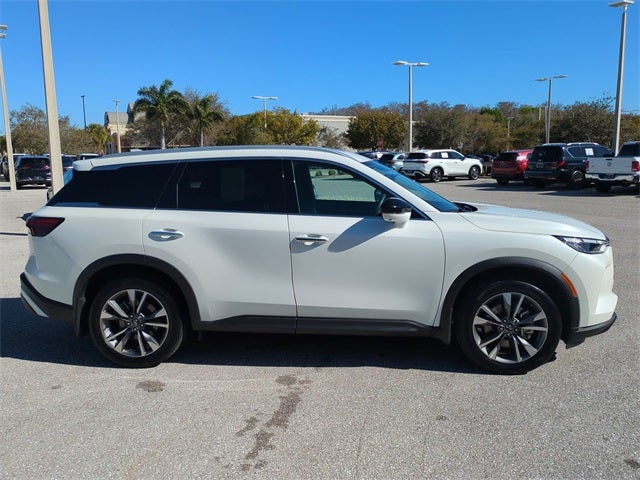 2025 INFINITI QX60 LUXE