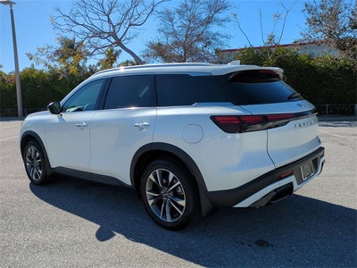 2025 INFINITI QX60 LUXE