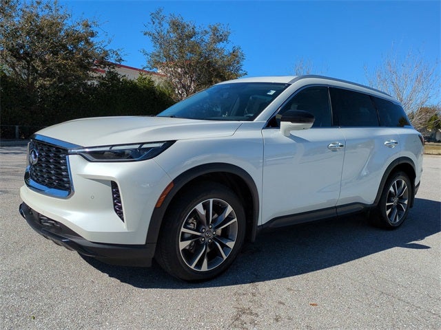 2025 INFINITI QX60 LUXE