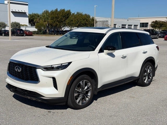 2025 INFINITI QX60 LUXE