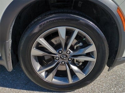 2025 INFINITI QX60 LUXE