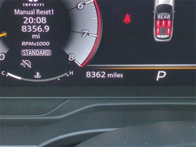 2025 INFINITI QX60 LUXE