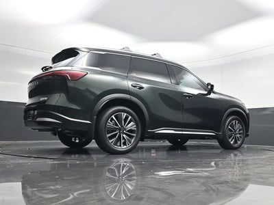 2026 INFINITI QX60 LUXE