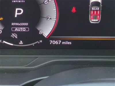 2025 INFINITI QX60 LUXE