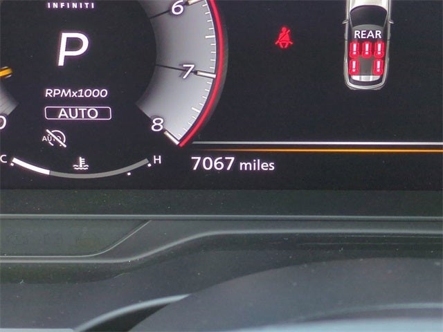 2025 INFINITI QX60 LUXE