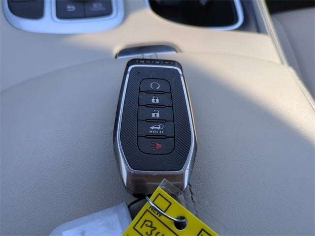 2025 INFINITI QX60 LUXE