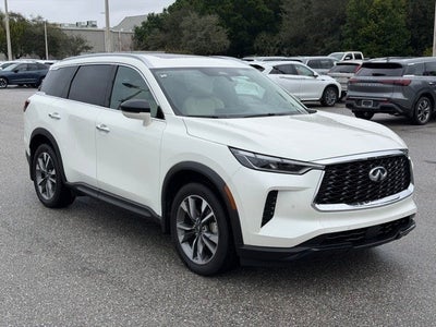 2025 INFINITI QX60 LUXE