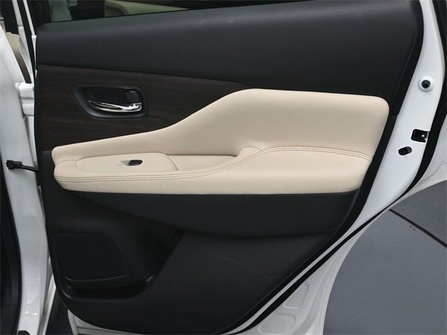 2023 Nissan Murano Platinum