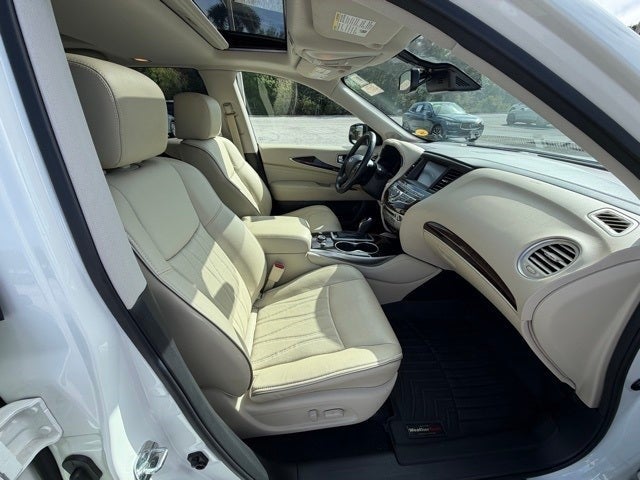 2017 INFINITI QX60 Base