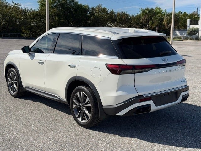 2023 INFINITI QX60 LUXE