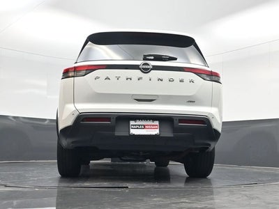 2025 Nissan Pathfinder SV