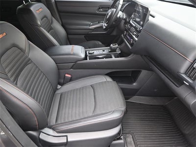 2024 Nissan Pathfinder Rock Creek