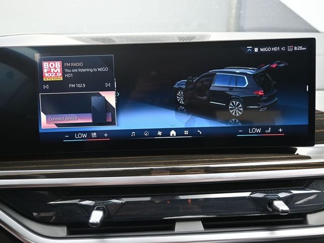 2025 BMW X7 xDrive40i