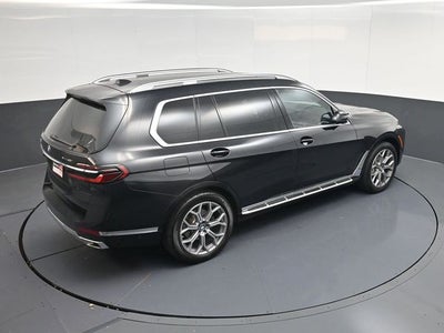 2025 BMW X7 xDrive40i