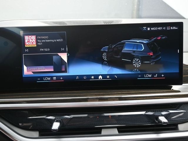 2025 BMW X7 xDrive40i