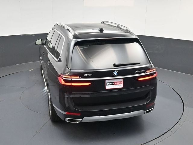 2025 BMW X7 xDrive40i