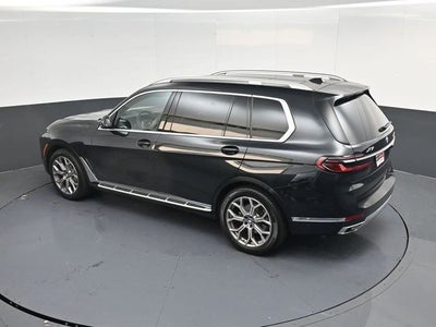 2025 BMW X7 xDrive40i