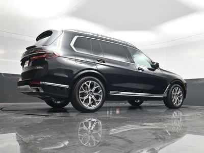 2025 BMW X7 xDrive40i