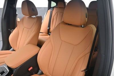 2025 BMW X4 xDrive30i