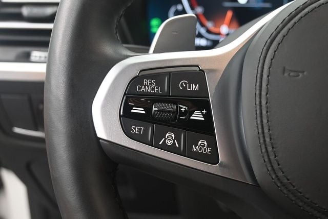 2025 BMW X4 xDrive30i