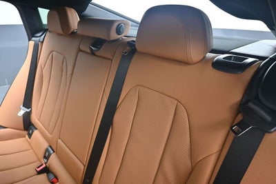 2025 BMW X4 xDrive30i