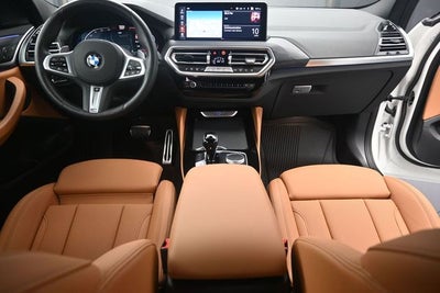 2025 BMW X4 xDrive30i