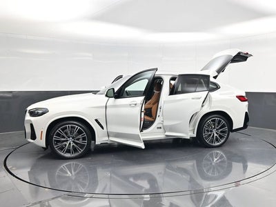 2025 BMW X4 xDrive30i