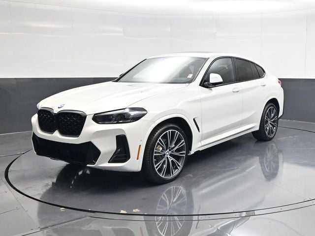 2025 BMW X4 xDrive30i