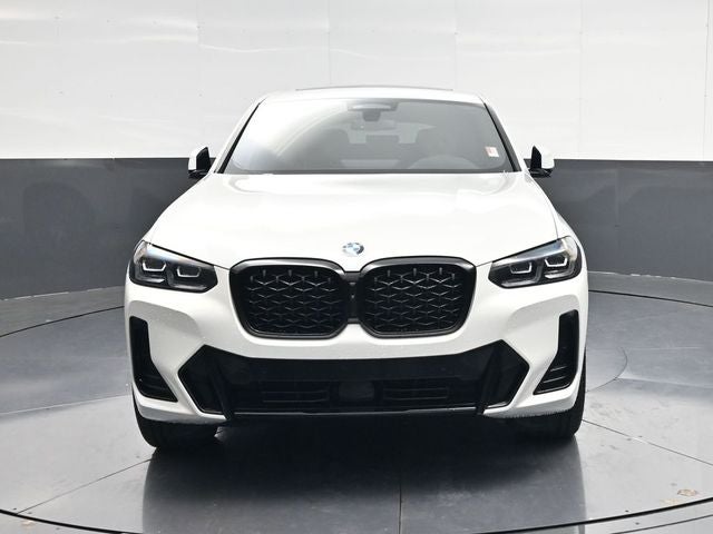 2025 BMW X4 xDrive30i