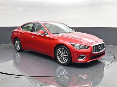 2023 INFINITI Q50 LUXE