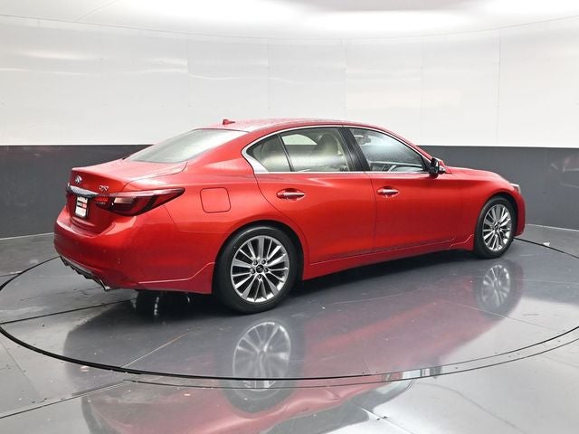 2023 INFINITI Q50 LUXE